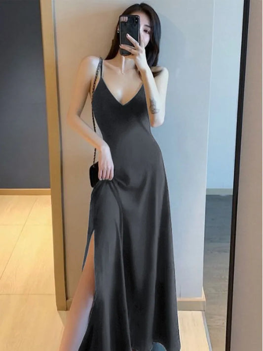 Little Black Dress | V-Neck Long